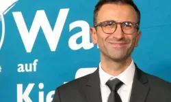 Almanya’da Tarihi Zafer: Samet Yılmaz Kiel Büyükşehir Belediye Başkanı Seçildi! Samet Yılmaz Kimdir?