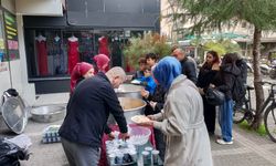 Balıkesir’de Anlamlı Hayır: Mikail İşbilir’den Babası İçin Pilav-Ayran İkramı