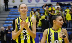 Balıkesir’in Gururu Meltem Avcı Yılmaz Fenerbahçe’de! Milli Yıldız Sarı-Lacivertli Formayı Sırtına Geçirdi