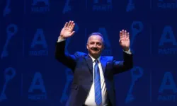 Son Dakika! Yavuz Ağıralioğlu Cumhurbaşkanlığına Adaylığını Açıkladı!