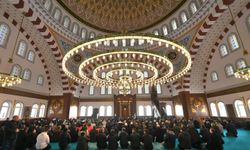 Mehmet Zahit Kotku Camii İbadete Açıldı