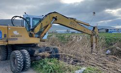 Bigadiç’te Derelerde Temizlik Çalışmaları Sürdürülüyor