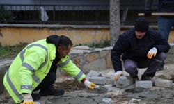 Edremit’te Parka Açık Hava Spor Aletleri Kurulumu İçin Zemin Hazırlığı Yapılıyor