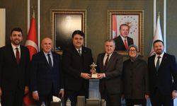 Balıkesir'in gençlik yatırımları için Ankara temasları