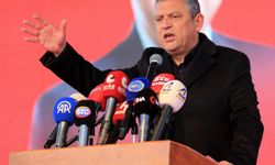 Özgür Özel Manisa’da “Kutuplaşmayı Bitirip Kalkınmaya Yürüyeceğiz” Dedi