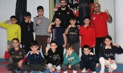 Caminin Atıl Alanı Çocuklar İçin Spor Merkezine Dönüştü