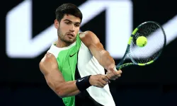 Teniste Tarihi Gün! Alcaraz 5.5 Saatlik Maratonun Ardından Final Bileti Aldı