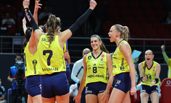 Fenerbahçe Medicana Takılmıyor! Aras Kargo’yu Set Vermeden Geçen "Sarı Melekler"den Gövde Gösterisi