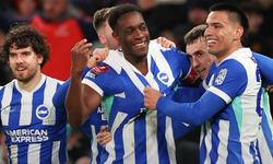 Manchester United 1-2 Brighton Maç Özeti | Ferdi Kadıoğlu Turu Getiren Kadroda