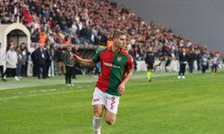 90 Dakika Direndi, Uzatmada Teslim Oldu! Karşıyaka’da Maç Sonu Büyük Üzüntü: İşte Detaylar!