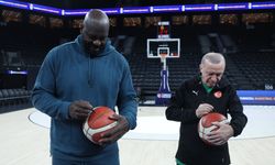 İstanbul’da Dev Buluşma! Cumhurbaşkanı Erdoğan NBA Efsanesi Shaquille O’Neal İle Parkeye Çıktı!