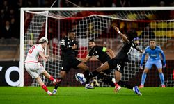 Juventus’un "Yıldız"ı Kulübede, Hücumu Sessiz! Monaco - Juventus Maçının İlk Yarısında Gol Sesi Çıkmadı!