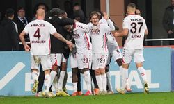 İstanbul'da 90+2 Şoku! Assoumou Kafayı Vurdu, Samsunspor Kasımpaşa'yı Yıktı