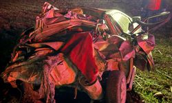 Balıkesir Edremit Yolunda Feci Kaza! 2 Kişi Ağır Yaralandı!