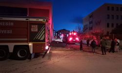 Yapımı Süren Kapalı Yüzme Havuzunda Yangın