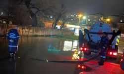 Manyas’ta Su Baskını Sonrası Ekipler Sahada: Tahliye Çalışmaları Sürüyor