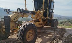 Bigadiç’te Kırsal Yollarda Yoğun Mesai: Tarım Arazilerine Ulaşım Kolaylaşıyor