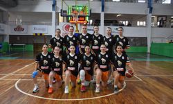 Edremit Belediyesi Gürespor “Körfezin Melekleri” Çeyrek Finalde: Magdeburger Sigorta Beşas SK’yı 78-50 Yendi