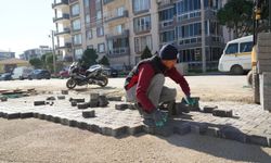 Edremit’te 17046. Sokakta Yol Yapım Çalışması Sürüyor