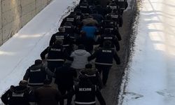 Erzurum’da Kaçakçılık ve Organize Suç Operasyonları: 24 Kişi Tutuklandı