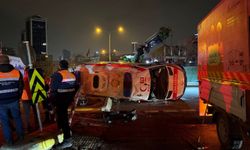 İSTANBUL'DA CAN PAZARI! Kartal'da Ambulans Takla Attı! Yaralılar Var!