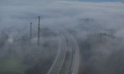 Düzce’de Sis Alarmı: Anadolu Otoyolu’nda Görüş Mesafesi Azaldı