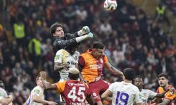 RAMS Park’ta Fırtına Gibi Başlangıç: Galatasaray Devreye 2-0 Önde Girdi!