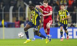 Kadıköy'de Şok Üstüne Şok! Hem Skor Hem Sakatlık: Fenerbahçe Nottingham Karşısında İlk Yarıda Geride!