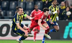 SON DAKİKA: Kadıköy'de Sessizlik! Fenerbahçe, Nottingham Forest'a Mağlup Oldu: Tur Şansı Mucizelere Kaldı!