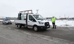 Sivas-Malatya Kara Yolu Kar ve Tipi Nedeniyle Ulaşıma Kapandı