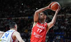 Sırbistan - Türkiye Maçında İlk Periyot Sonucu! 12 Dev Adam Sırbistan’da Fırtına Gibi Başladı