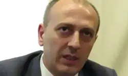 Ali Kaya Kimdir, Ne İş Yapar? Dilek İmamoğlu'nun Kardeşi Neden Gözaltında? İşte Operasyonun Perde Arkası!