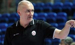 Son Dakika! Galatasaray, Massimo Barbolini İle Yollarını Ayırdı!