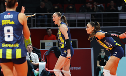 Filede Derbide Fenerbahçe Fırtınası! Galatasaray Daikin'i Kendi Evinde 3-0 Dağıttılar