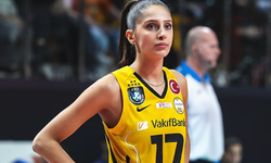 Beşiktaş'tan Tarihi Transfer Hamlesi! Milli Yıldız Siyah-Beyazlı Formayı Giyiyor: Derya Cebecioğlu İmzayı Atıyor!