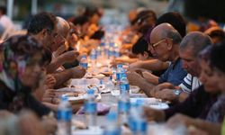 Edremit’te Paylaşma Seferberliği! İftar Sofrası Kurmak İsteyenlere Belediye Tesisleri Ücretsiz