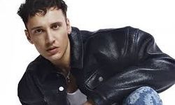 SON DAKİKA: Şarkıcı Edis Uyuşturucu Soruşturması Kapsamında Gözaltına Alındı