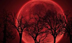 Gökyüzü Kırmızı'ya Bürünüyor! Kanlı Ay Tutulması Ne Zaman? Türkiye'den Görülecek mi?