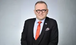 ''Mesleğin Işığı Sönmeyecek!'' Balıkesir'den Türkiye'ye Yayılan "23:59" Eylemi: Kutlama Değil, Direniş!