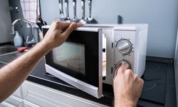 Mikrodalga gerçeği! Yemek ısıtmak gerçekten güvenli mi?