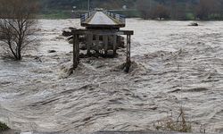 Mahalle sakinleri yeni köprü istiyor
