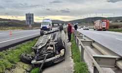 Susurluk'ta Feci Kaza! Araç Ters Döndü! Yaralı Sürücü Güçlükle Çıkarıldı!