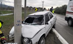 Havran'da Korkutan Kaza: Kontrolden Çıkan Araç Elektrik Direğine Çarptı!