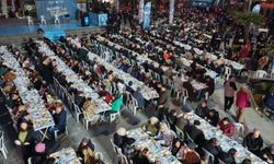 Büyükşehir'in iftar sofra bu kez Burhaniye'de kuruldu