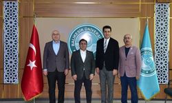 Sağlıkta İş Birliği Mesaisi: NEV Balıkesir Hastanesi’nden Rektör Oğurlu’ya Ziyaret