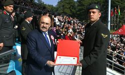 Balıkesir'de Mezuniyet Gururu: Vali Ustaoğlu Kara Astsubay MYO Törenine Katıldı