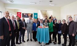 BAÜN’de Bayram Mesaisi Bayramlaşma Töreniyle Başladı: Rektör Oğurlu Personelle Buluştu