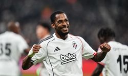 Beşiktaş Dolmabahçe'de Şov Yapıyor! Rizespor Karşısında 15 Dakikada 3 Gol: Çeyrek Final Bileti Kesiliyor Mu?