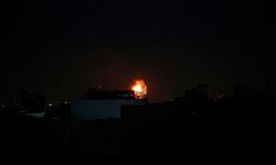 Son Dakika: İran'ın Başkenti Tahran'da Şiddetli Patlamalar!