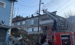 Bilecik’te Korkutan Çatı Yangını: İtfaiye Ekipleri Alevleri Söndürdü